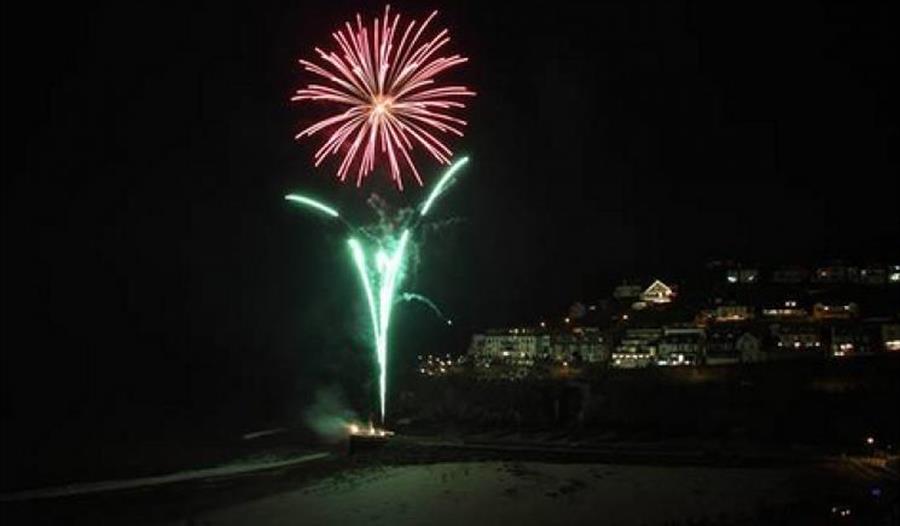 Looe New Year Celebrations New Years Eve In Looe Looe Fowey
